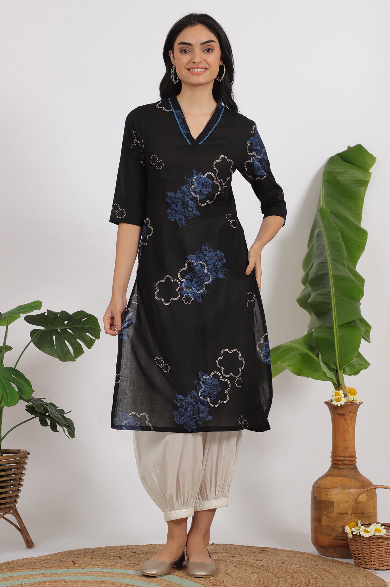 Black Bold Floral Printed Pure Cotton Straight Kurta with Lace