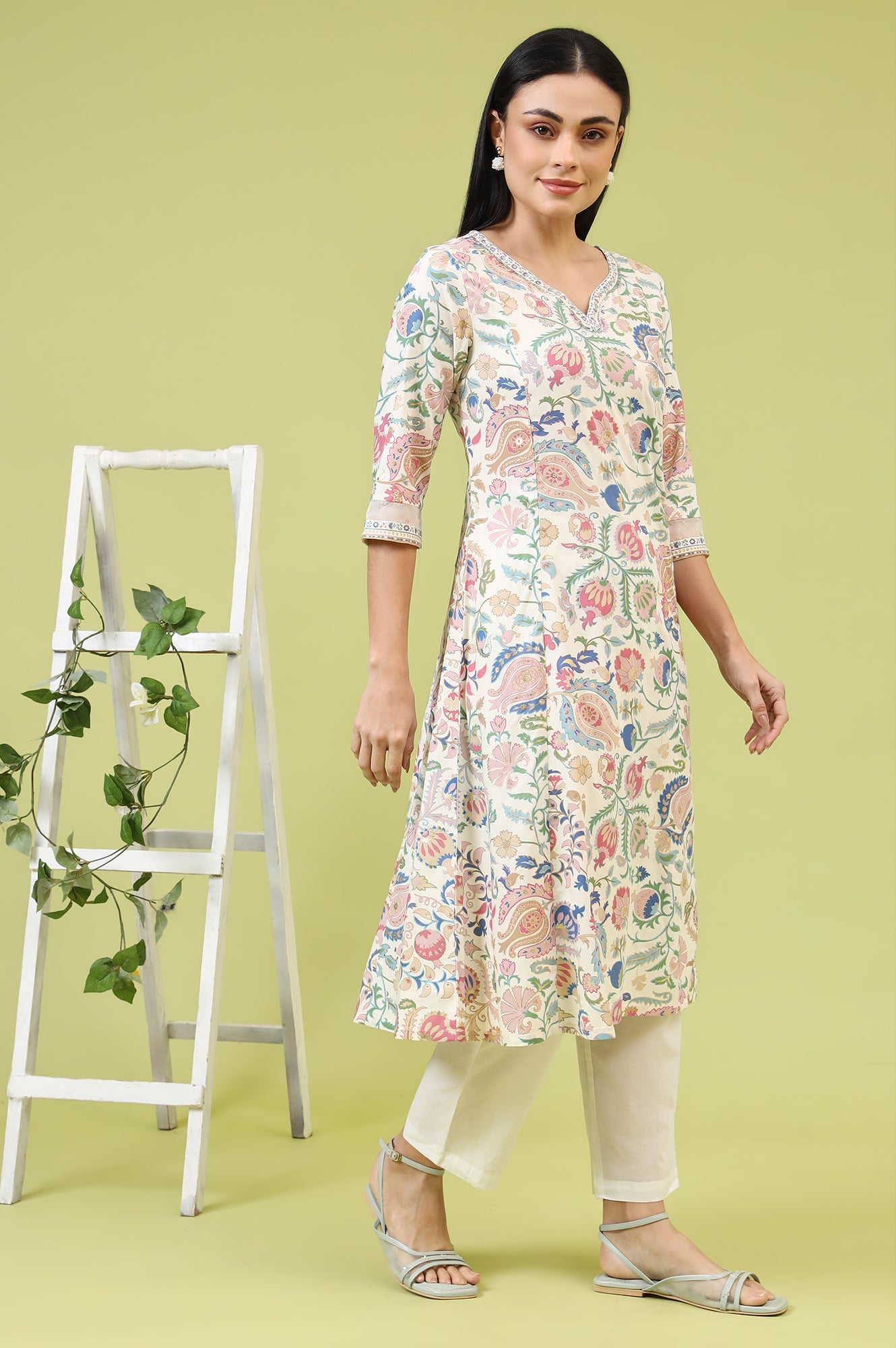 White Chintz Floral Printed Rayon Straight Kurta with Sequins