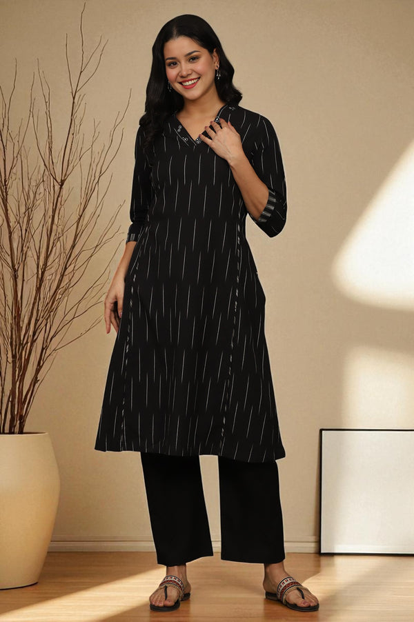 Black Yarn Dyed Floral Embroidered Pure Cotton Straight Kurta