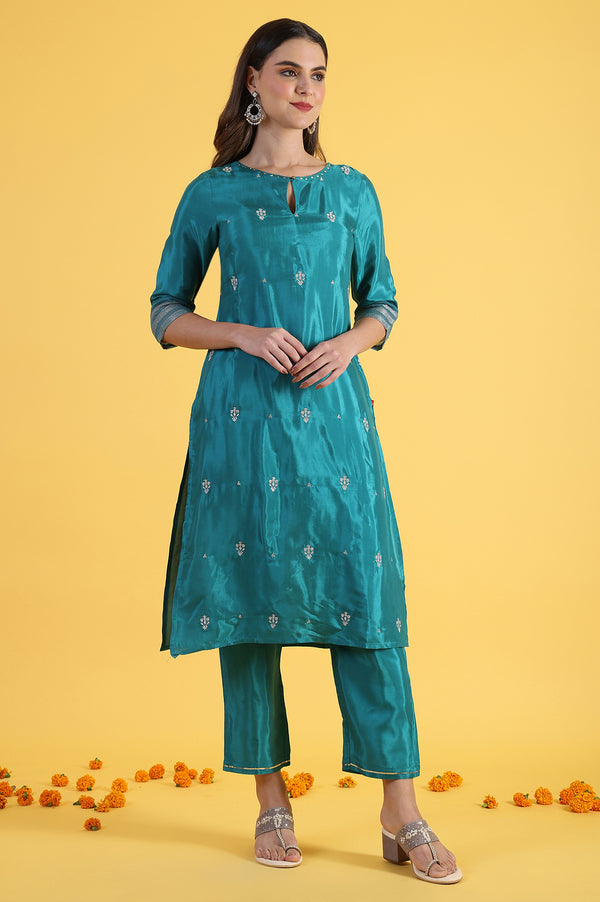 Green Embroidered Festive Rayon Straight Kurta with Keyhole Neck and Sequin Embellishments