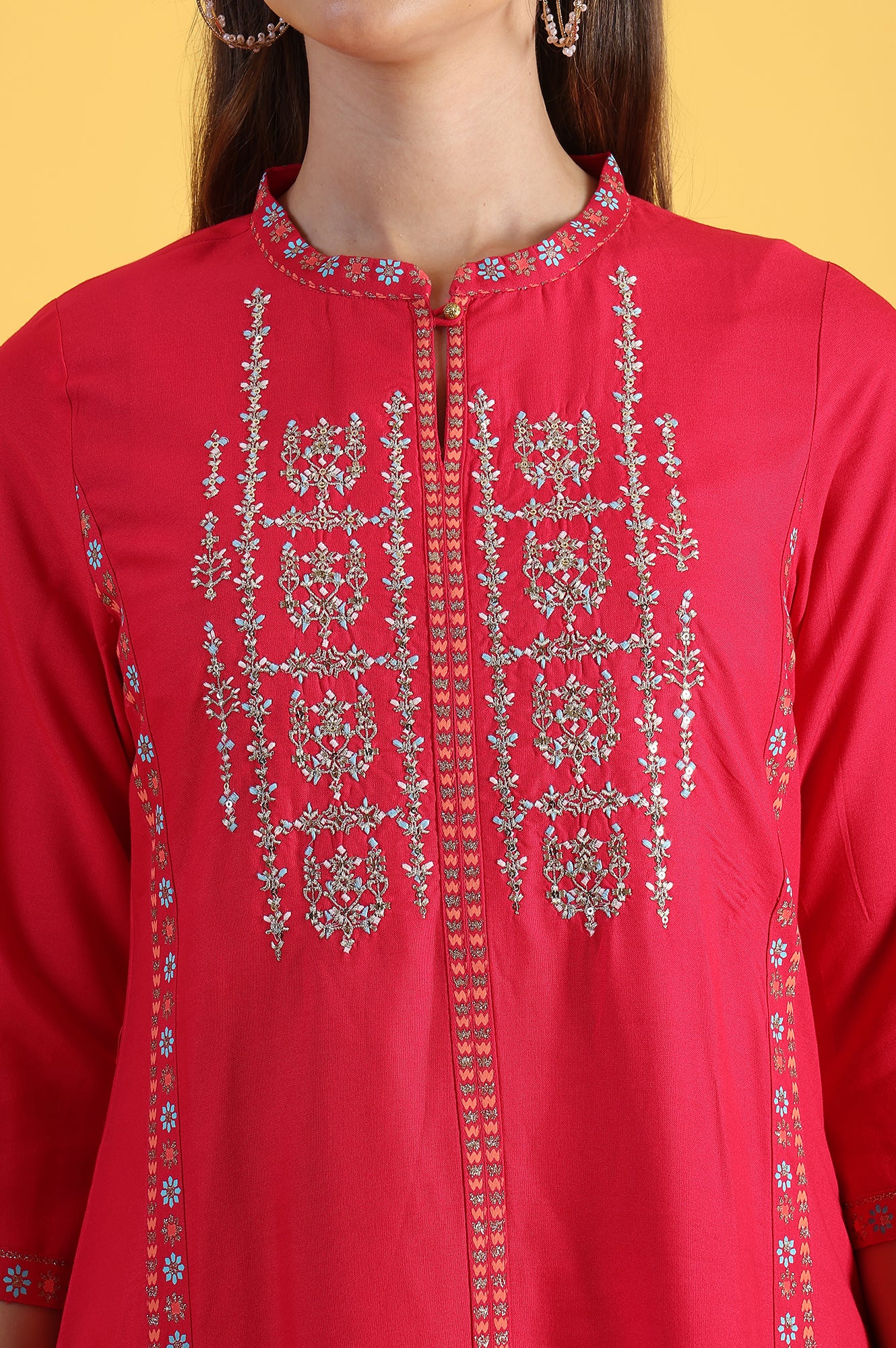 Pink Glitter Printed Embroidered Straight Kurta