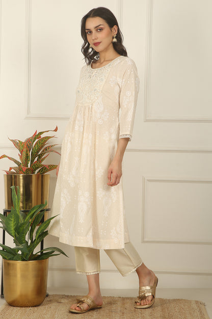 Daisy White Floral Printed Pure Cotton A-line Kurta