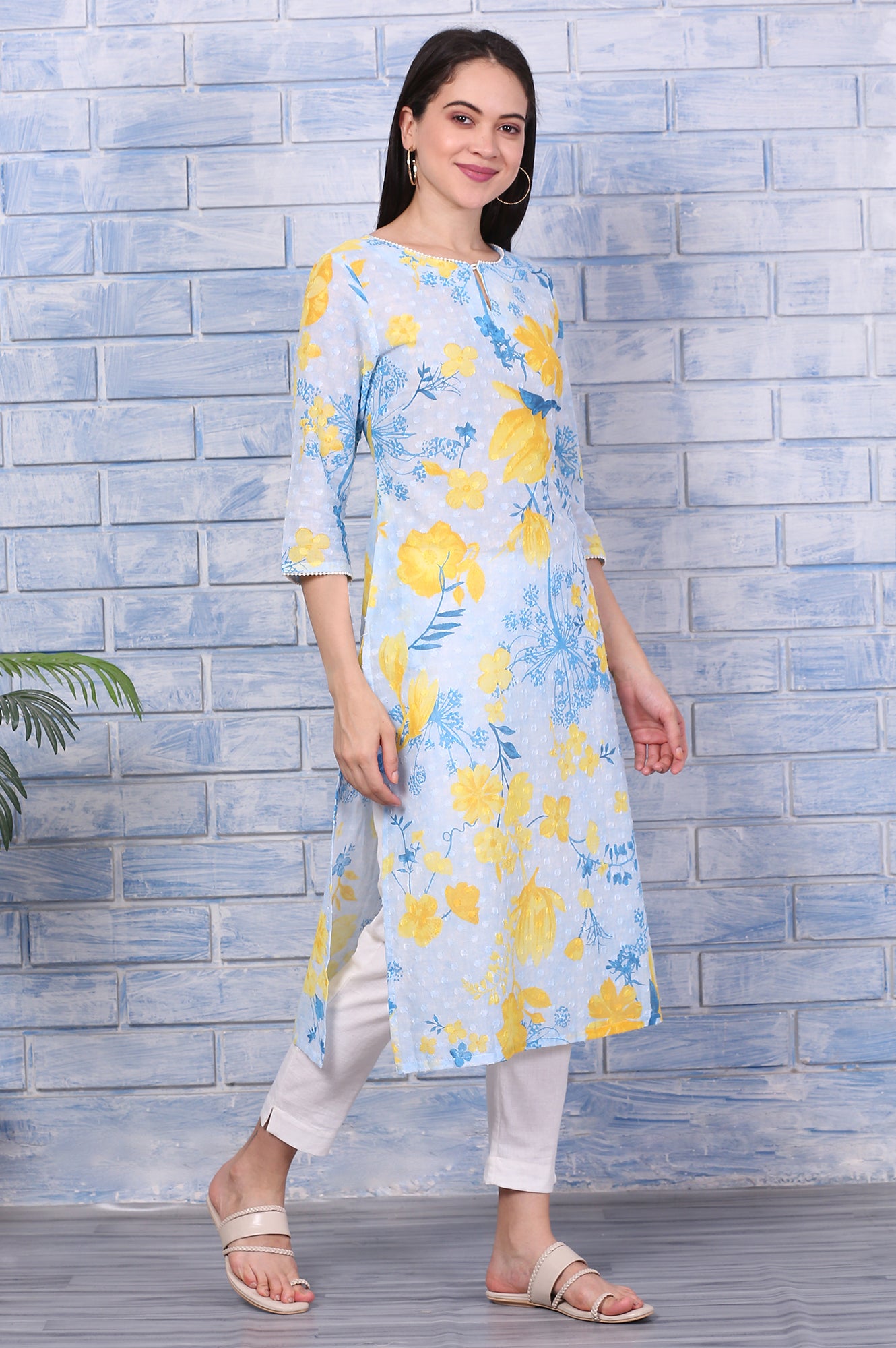 Bue Floral Printed Pure Cotton Straight Kurta with Lace