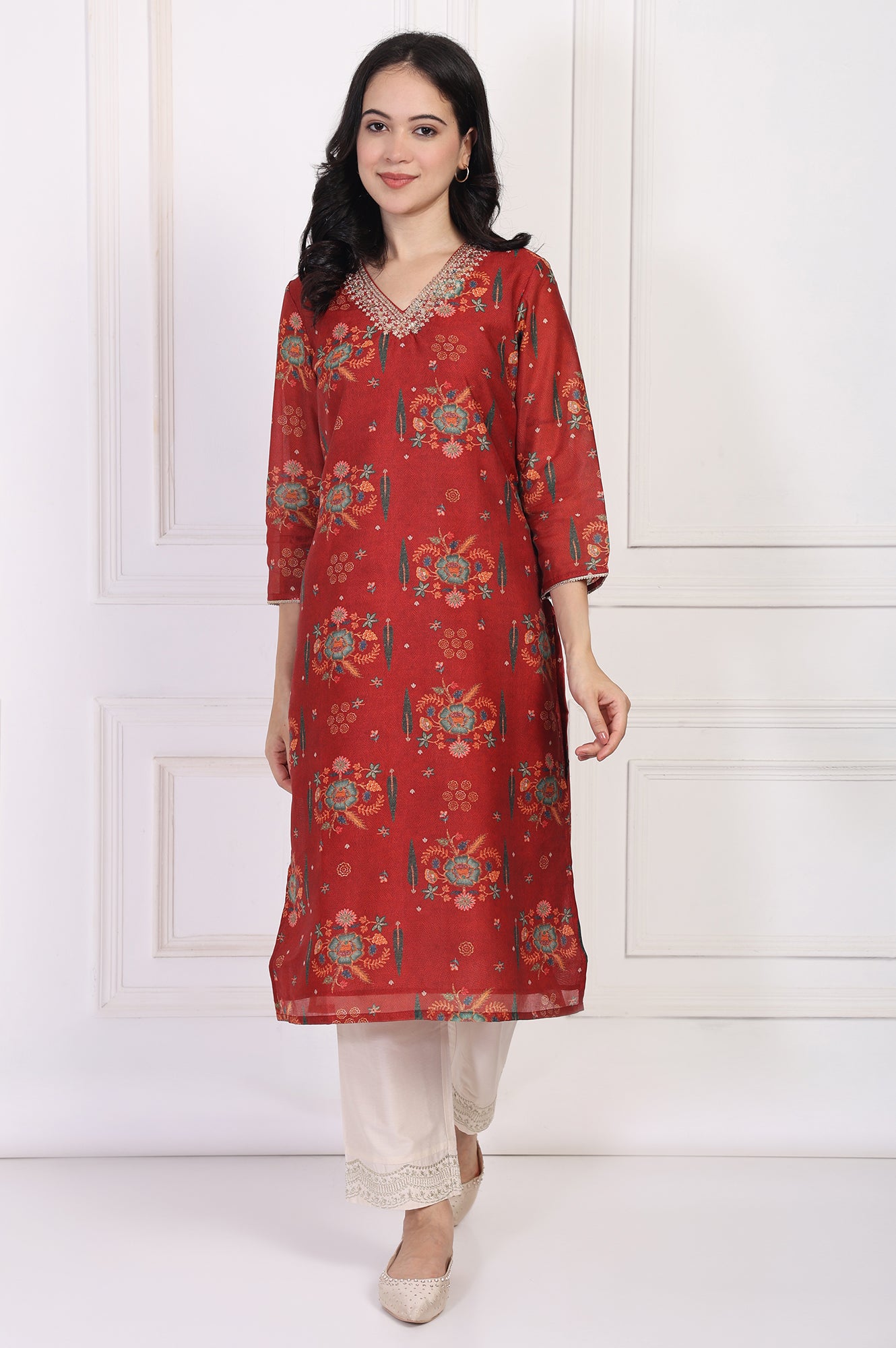 Red Floral Printed Sequined Straight Kurta