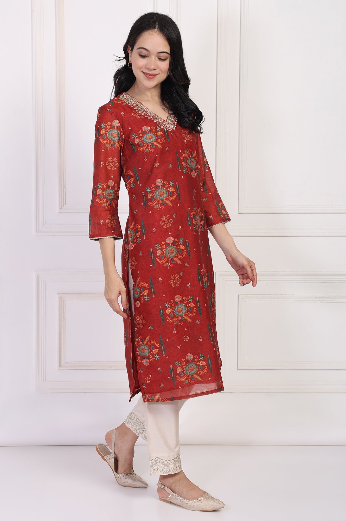 Red Floral Printed Sequined Straight Kurta