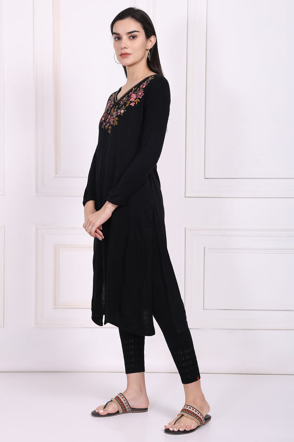 Black Embroidered Straight Acrylic Winter Kurta