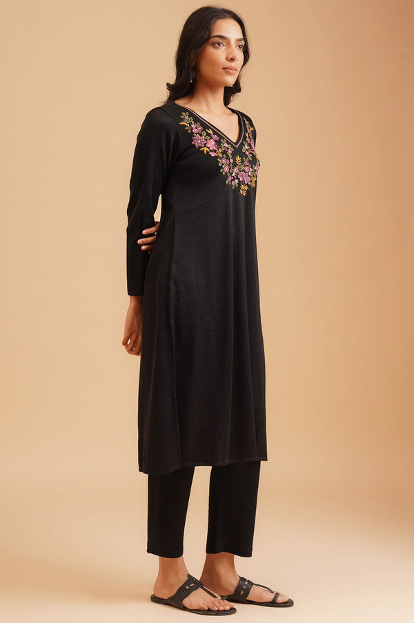 Black Embroidered Straight Winter Kurta