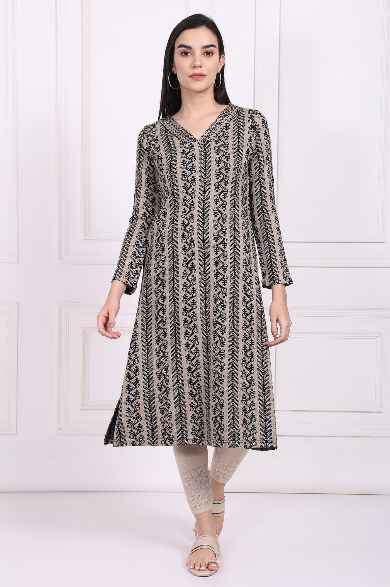 Beige Geometric A-Line Acrylic Winter Kurta