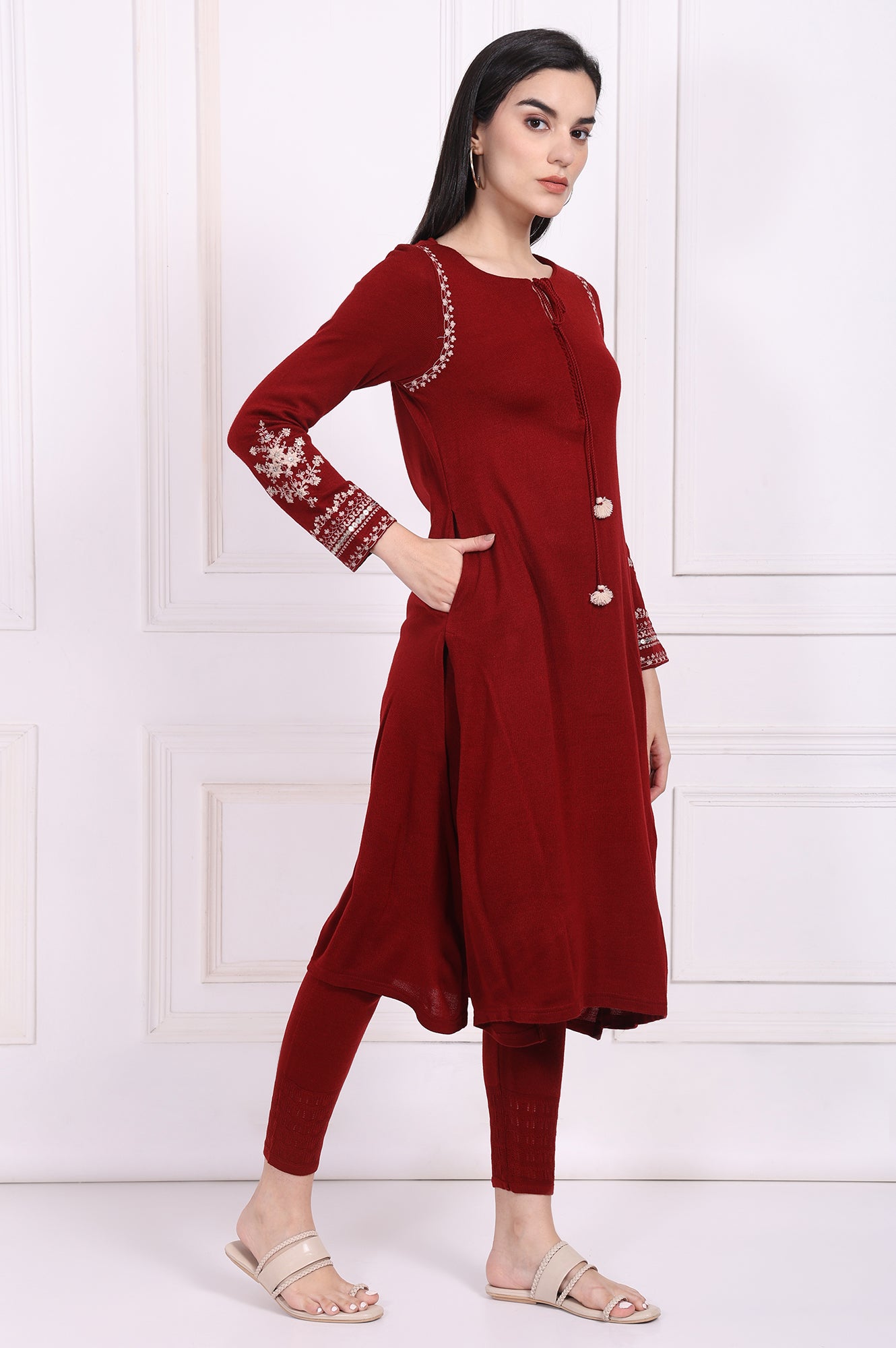 Maroon Embroidered Straight Acrylic Winter Kurta