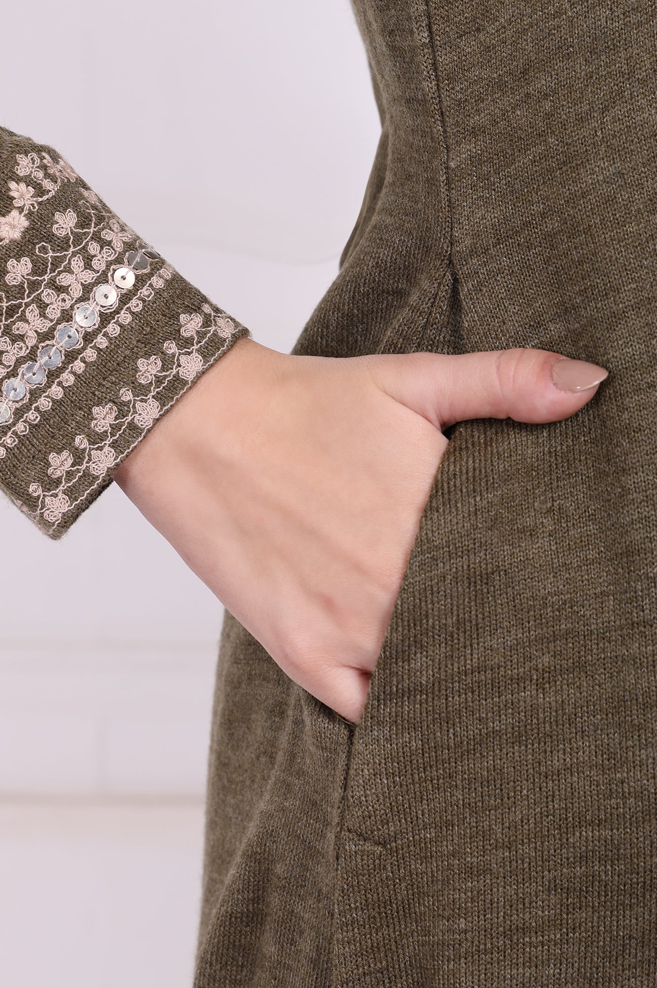 Olive Solid Embroidered Acrylic Straight Kurta