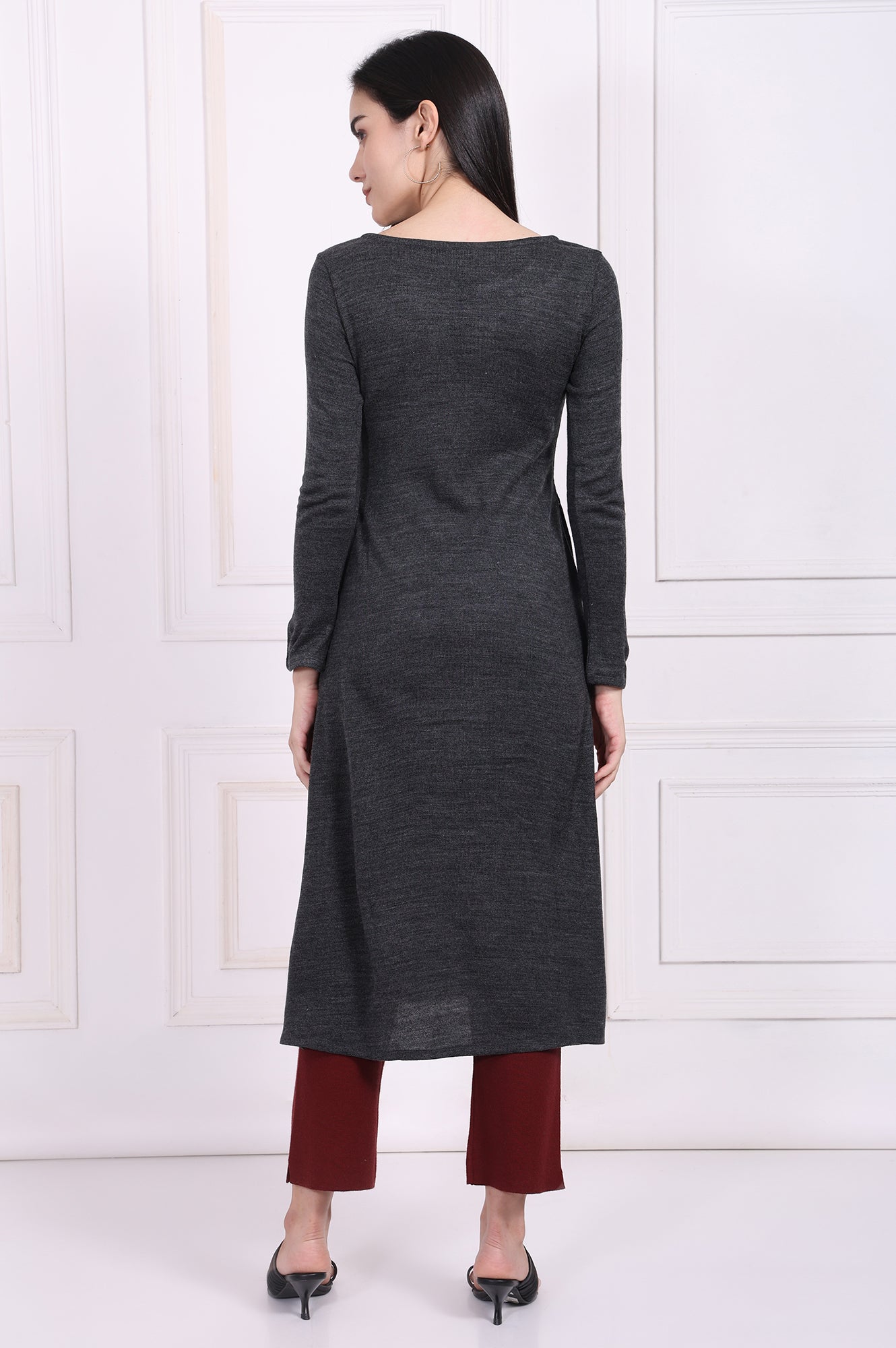 Grey Embroidered A-Line Acrylic Winter Kurta