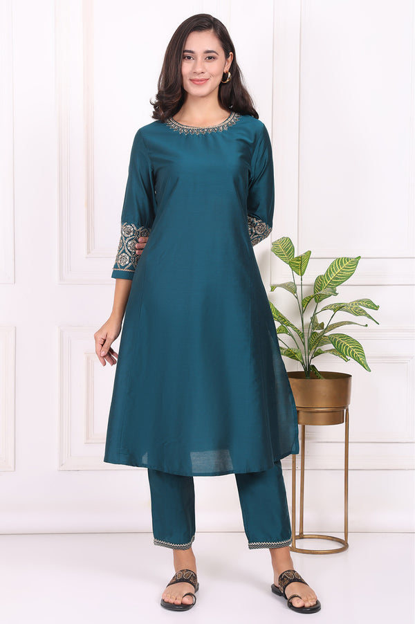 Teal Solid Metallic Embroidered Straight Kurta