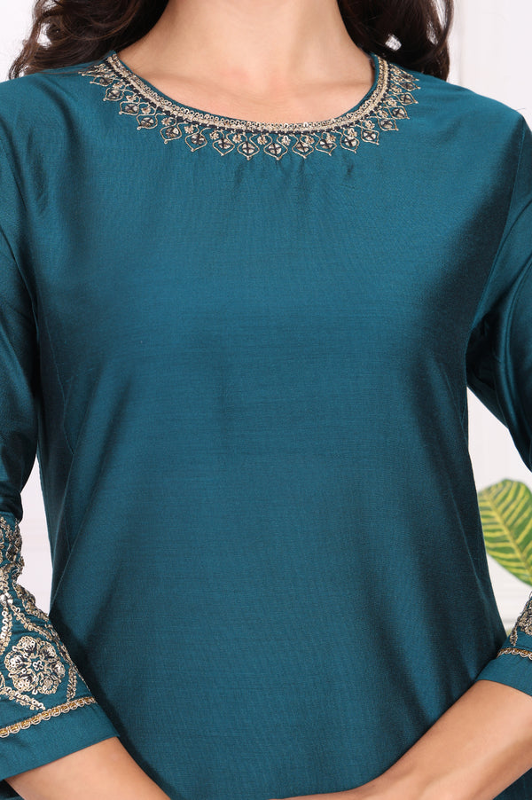 Teal Solid Metallic Embroidered Straight Kurta