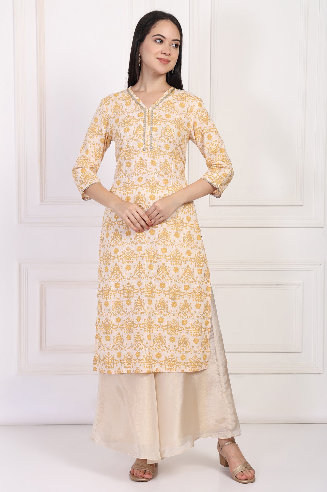 Cream Ethnic Damask Printed Lace Trim Straight Rayon Kurta