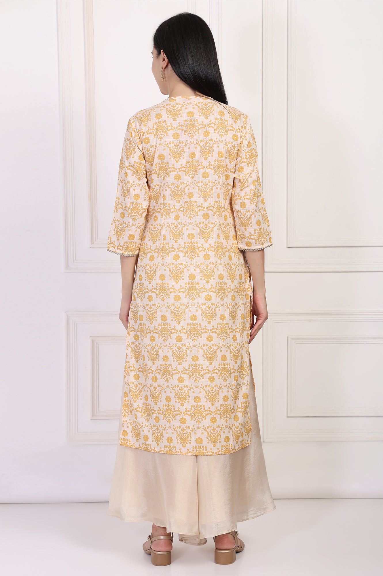 Cream Ethnic Damask Printed Lace Trim Straight Rayon Kurta