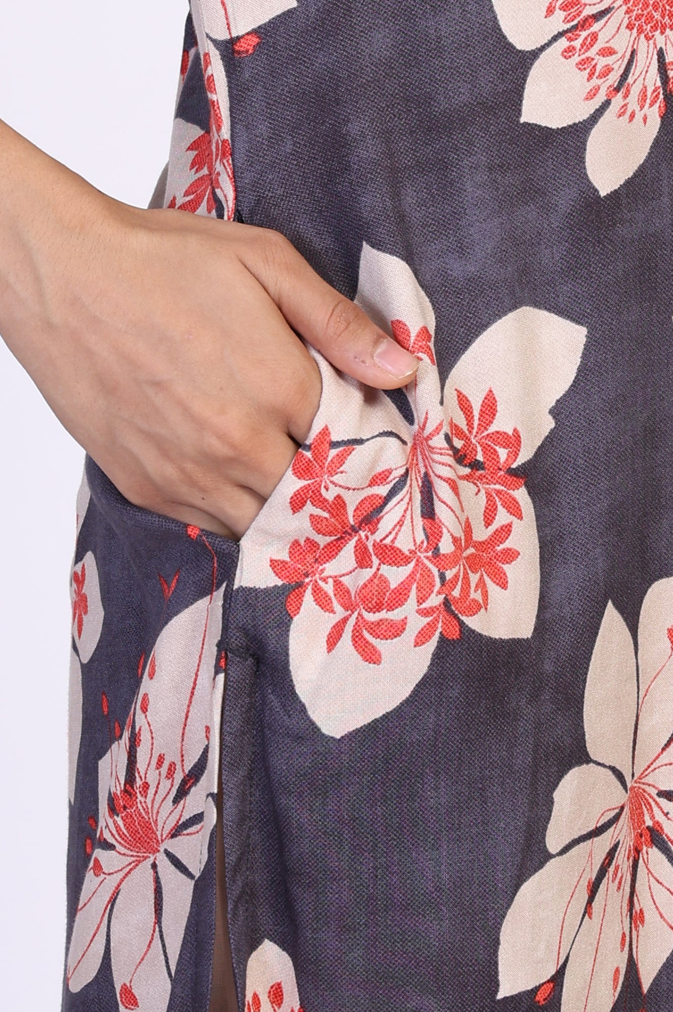 Black Floral Print Thread Work Straight Rayon Kurta