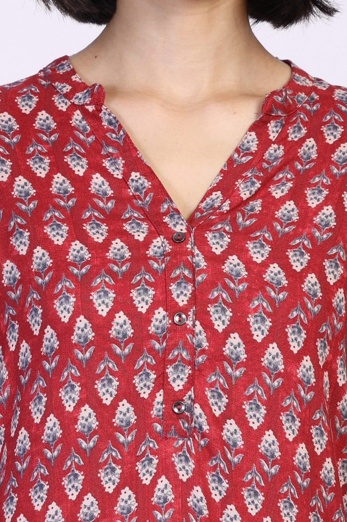 Red Floral Print Thread Work Straight Rayon Kurta