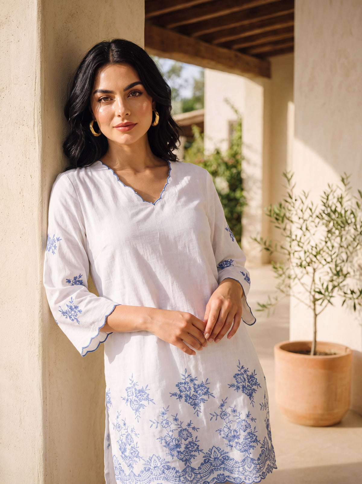 White Floral Embroidered Straight Cotton Kurta