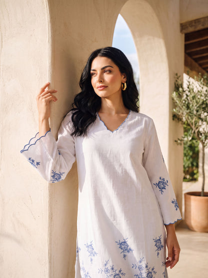 White Floral Embroidered Straight Cotton Kurta