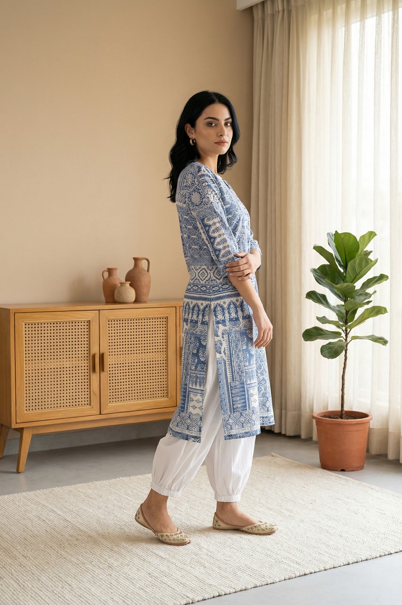 Blue Ethnic Motifs Printed Straight Kurta