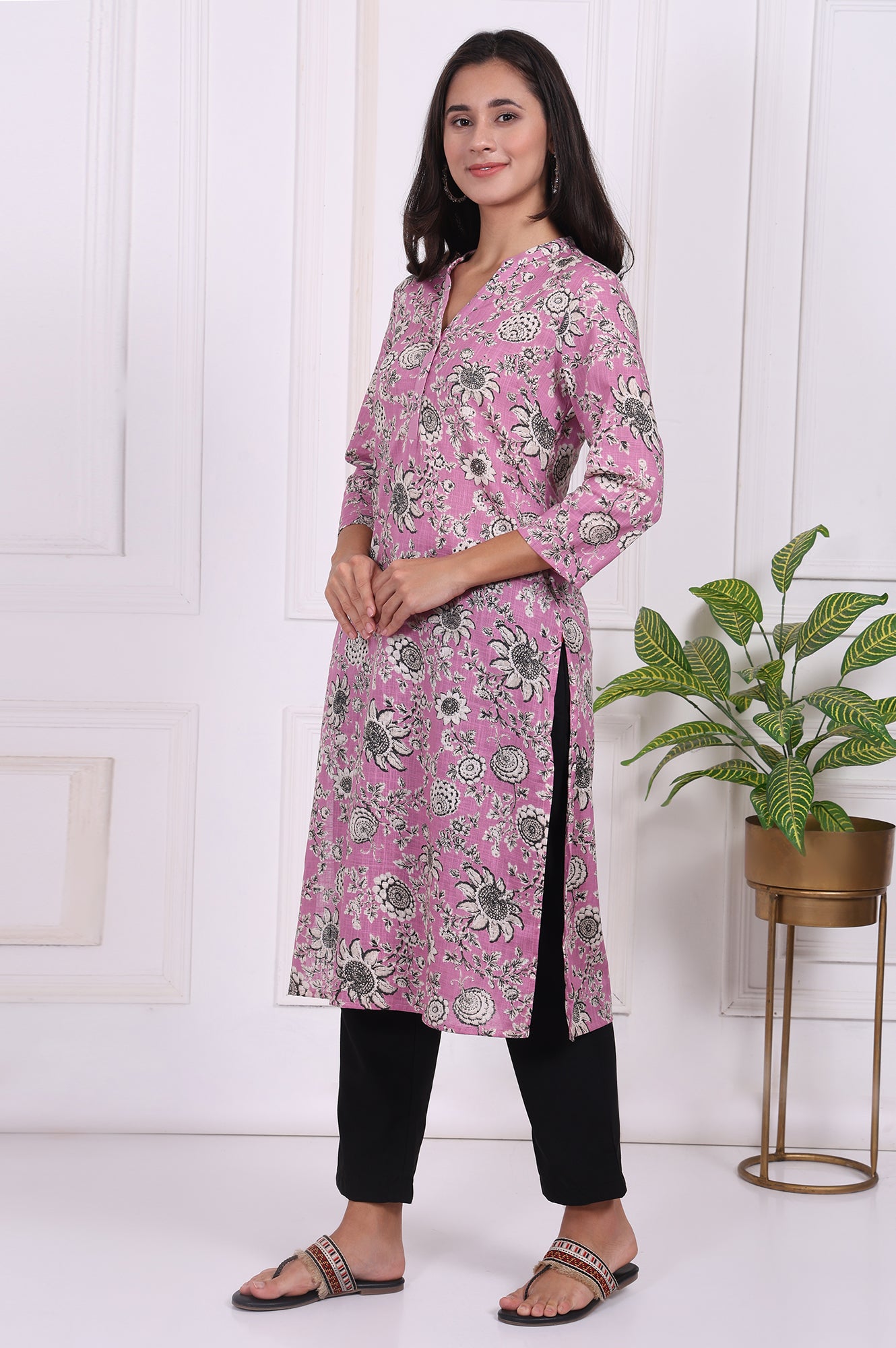 Pink Floral Printed Pure Cotton Straight Kurta