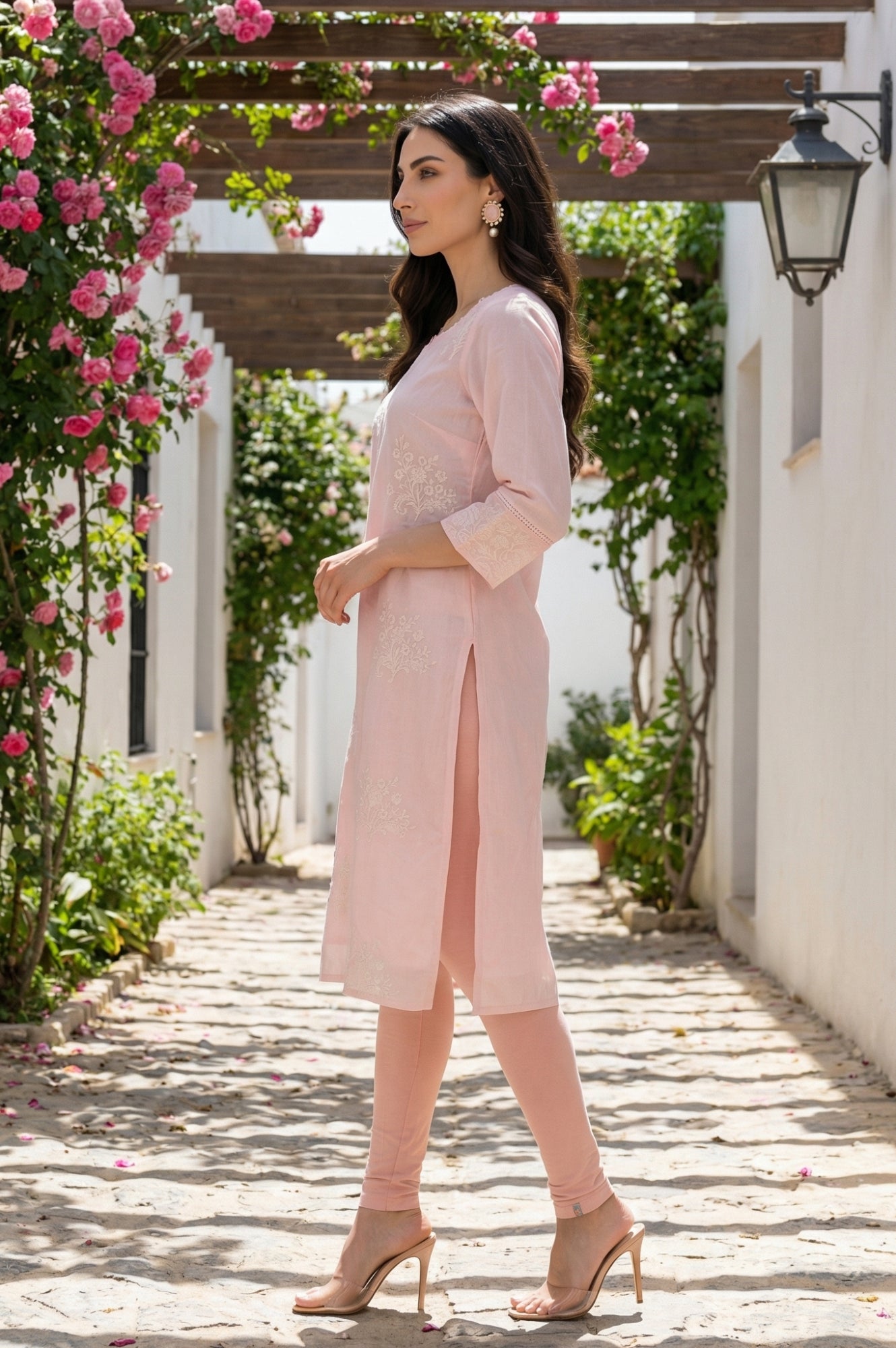 Light Pink Floral Embroidered Chanderi Straight Kurta