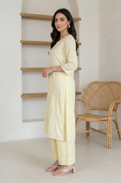 Yellow Embroidered Chanderi Straight Kurta