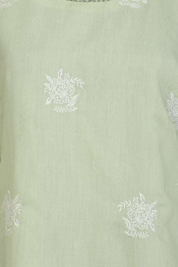 Sea Green Thread Embroidered Straight Kurta