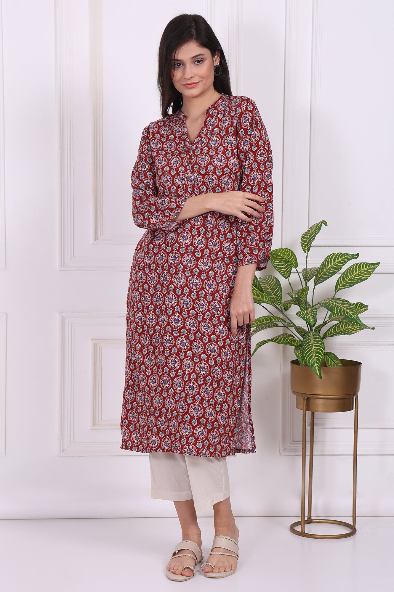 Red Floral Printed Rayon Straight Kurta