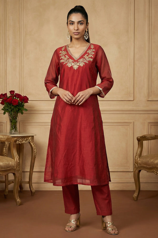 Maroon Yarn Dyed Zari Embroidered Straight Chanderi Kurta