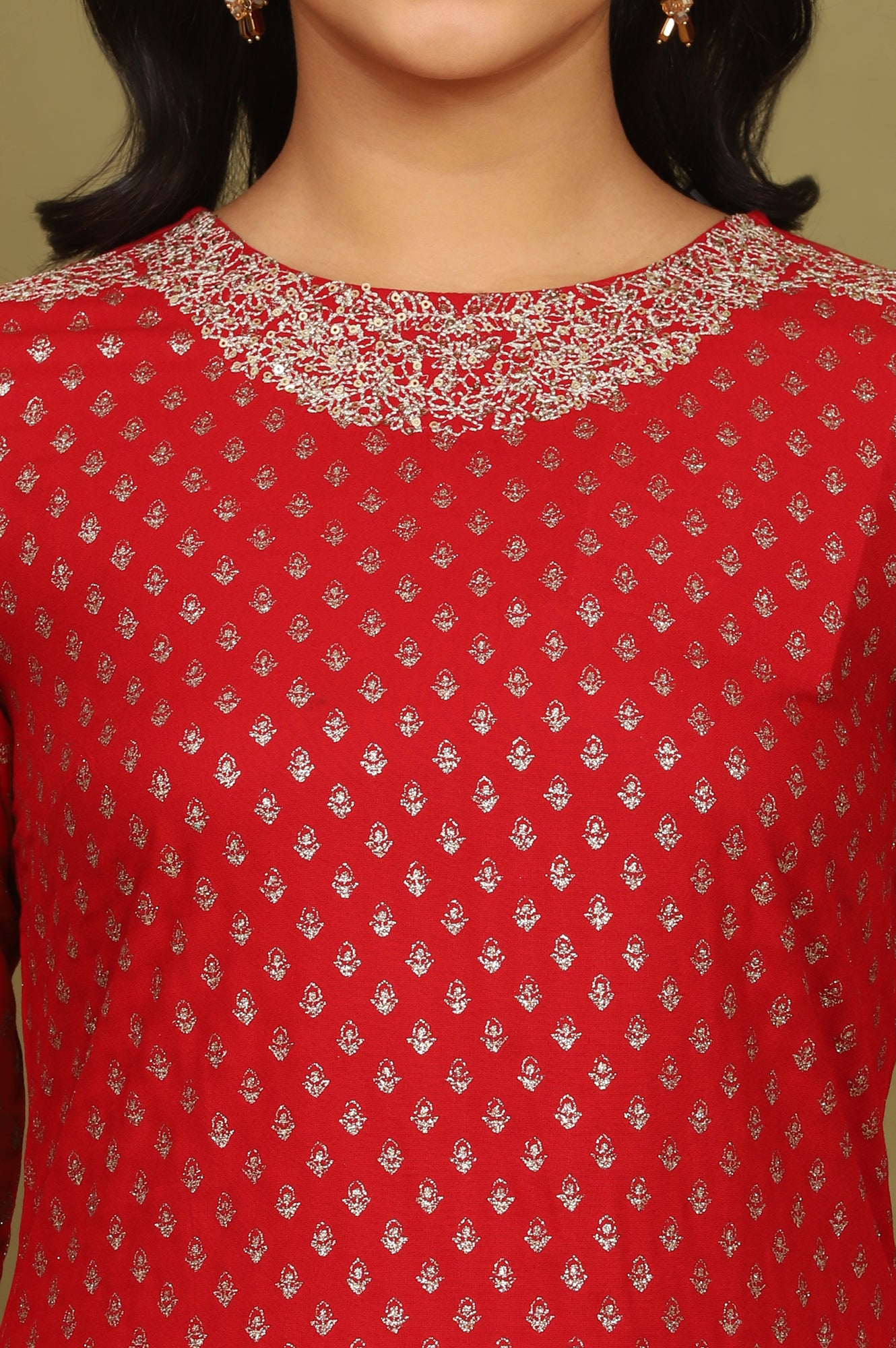 Maroon Glitter Printed Rayon Straight Kurta with Embroidered Neck