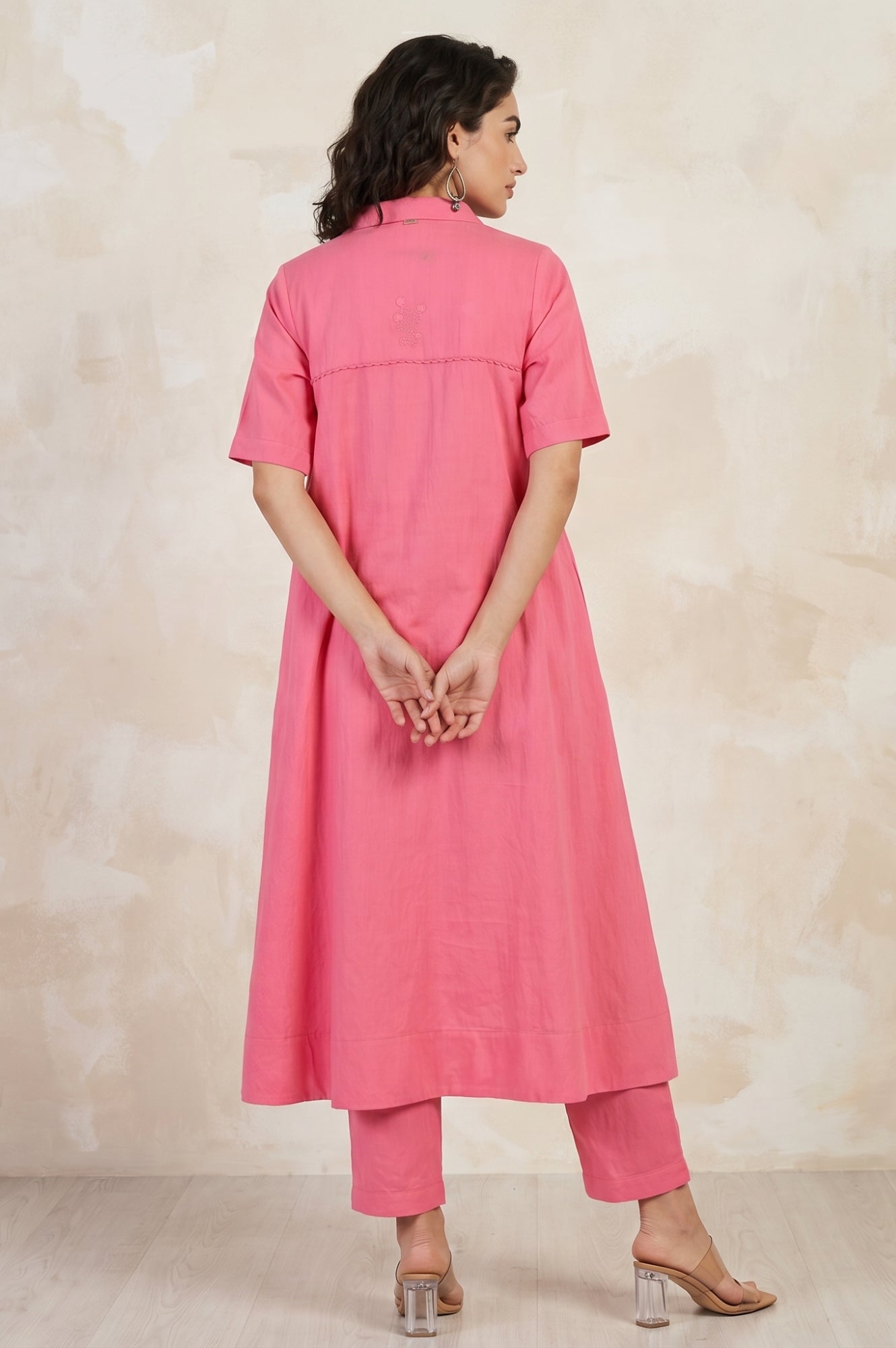 Pink Solid A-line Shirt Collar Kurta