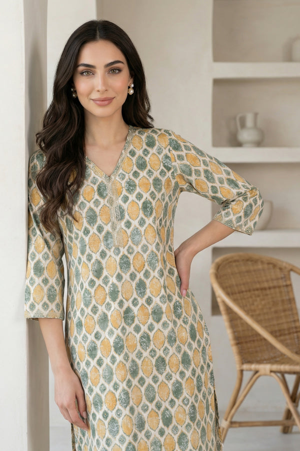 Cream Ethnic Motifs Pure Cotton Straight Kurta with Lace