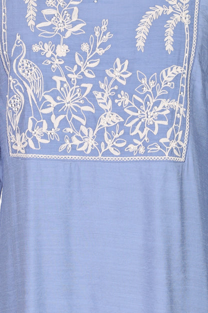 Blue Thread Embroidered Straight Kurta