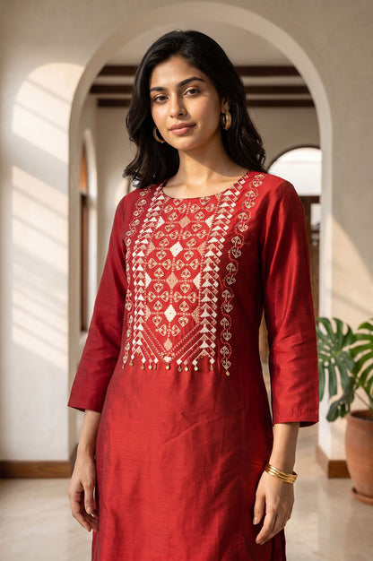 Maroon Embroidered Straight Kurta
