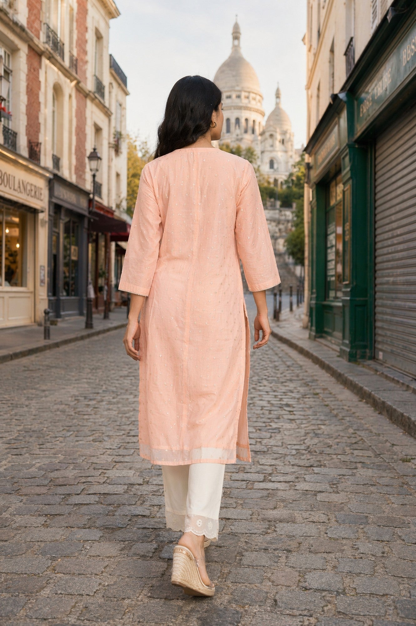 Peach Yarn Dyed Zari Sequins Straight Kurta