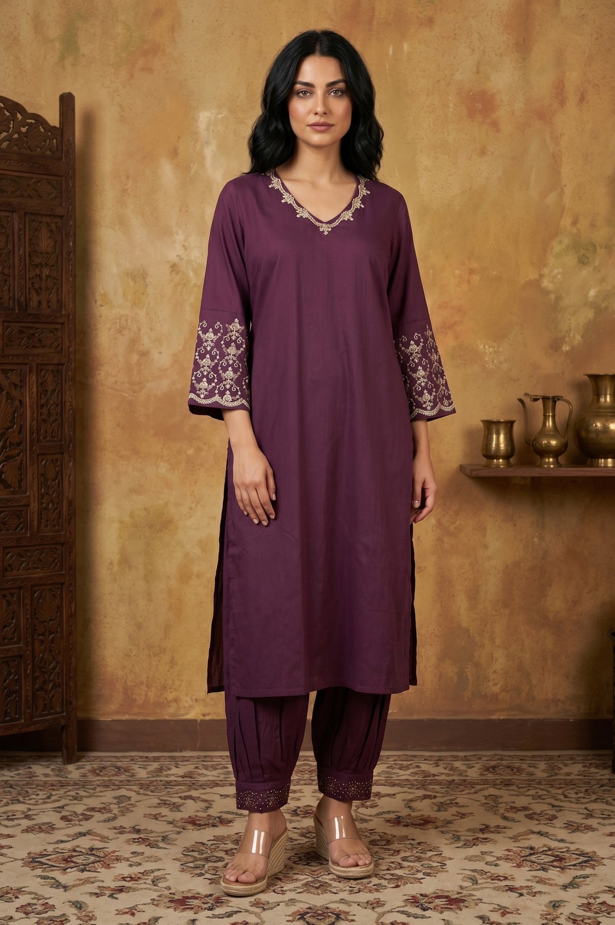 Purple Embroidered Straight Kurta - S