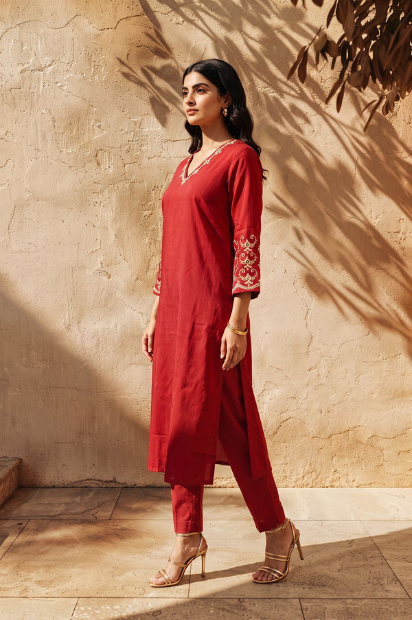 Maroon Embroidered Sequin Straight Kurta