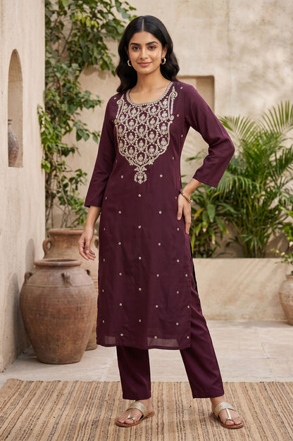 Burgundy Embroidered Straight Kurta