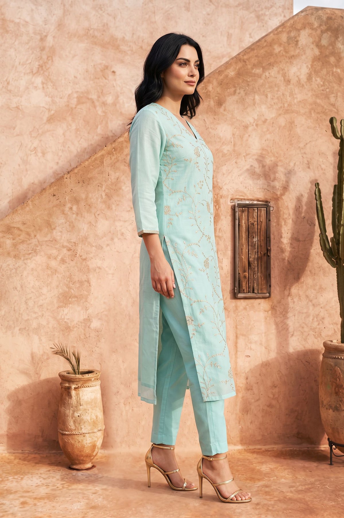 Turquoise Blue Zari Embroidered Chanderi Straight Kurta
