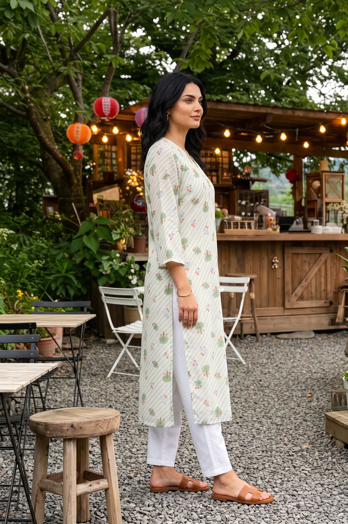 Off White Floral Printed Silver Chiffon Straight Kurta