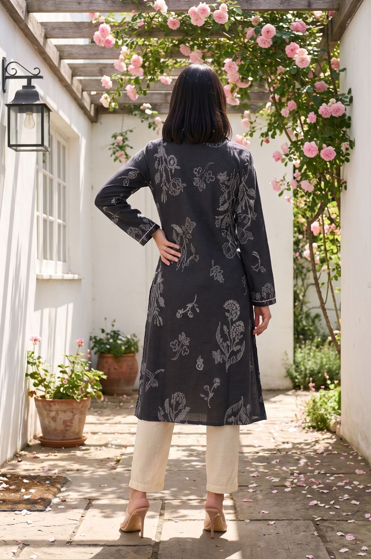 Black Floral Printed Sequin Jacquard Straight Winter Kurta