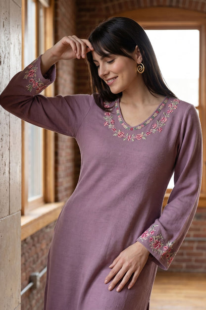Mauve Embroidered Acrylic Straight Winter Kurta