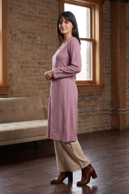 Mauve Embroidered Acrylic Straight Winter Kurta