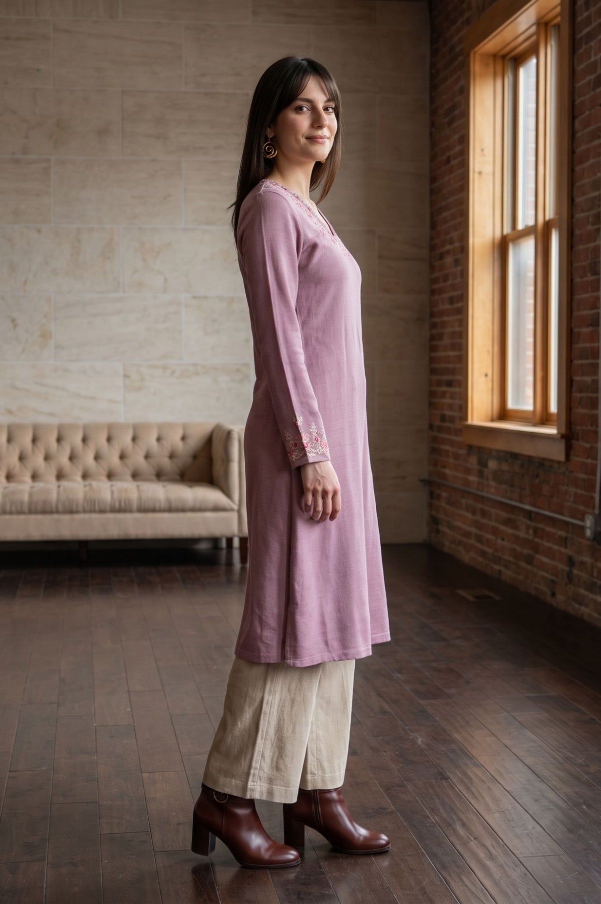 Mauve Embroidered Acrylic Straight Winter Kurta