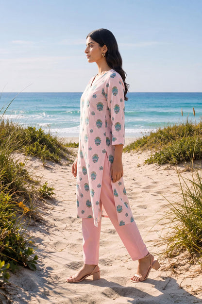 Dusty Pink Floral Printed Pure Cotton Straight Kurta
