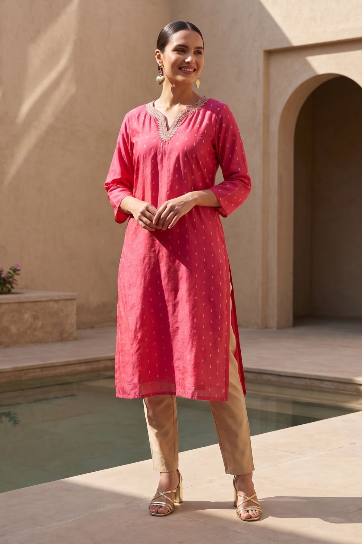Pink Textured Zari Chanderi Straight Kurta