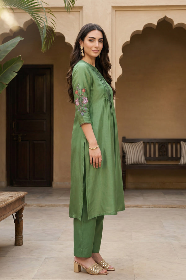 Green Embroidered Shantung Straight Kurta
