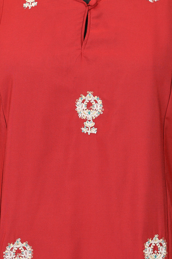 Red Metallic Embroidered Straight Kurta