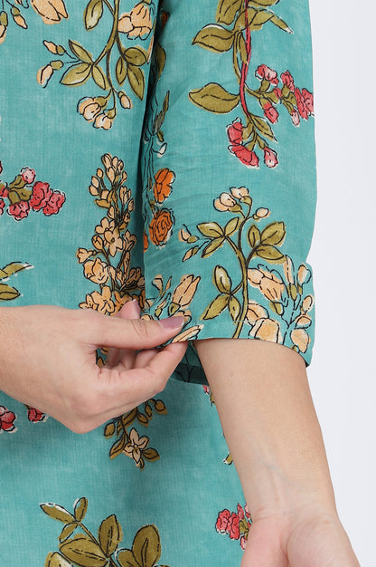 Green Floral Printed Straight Top